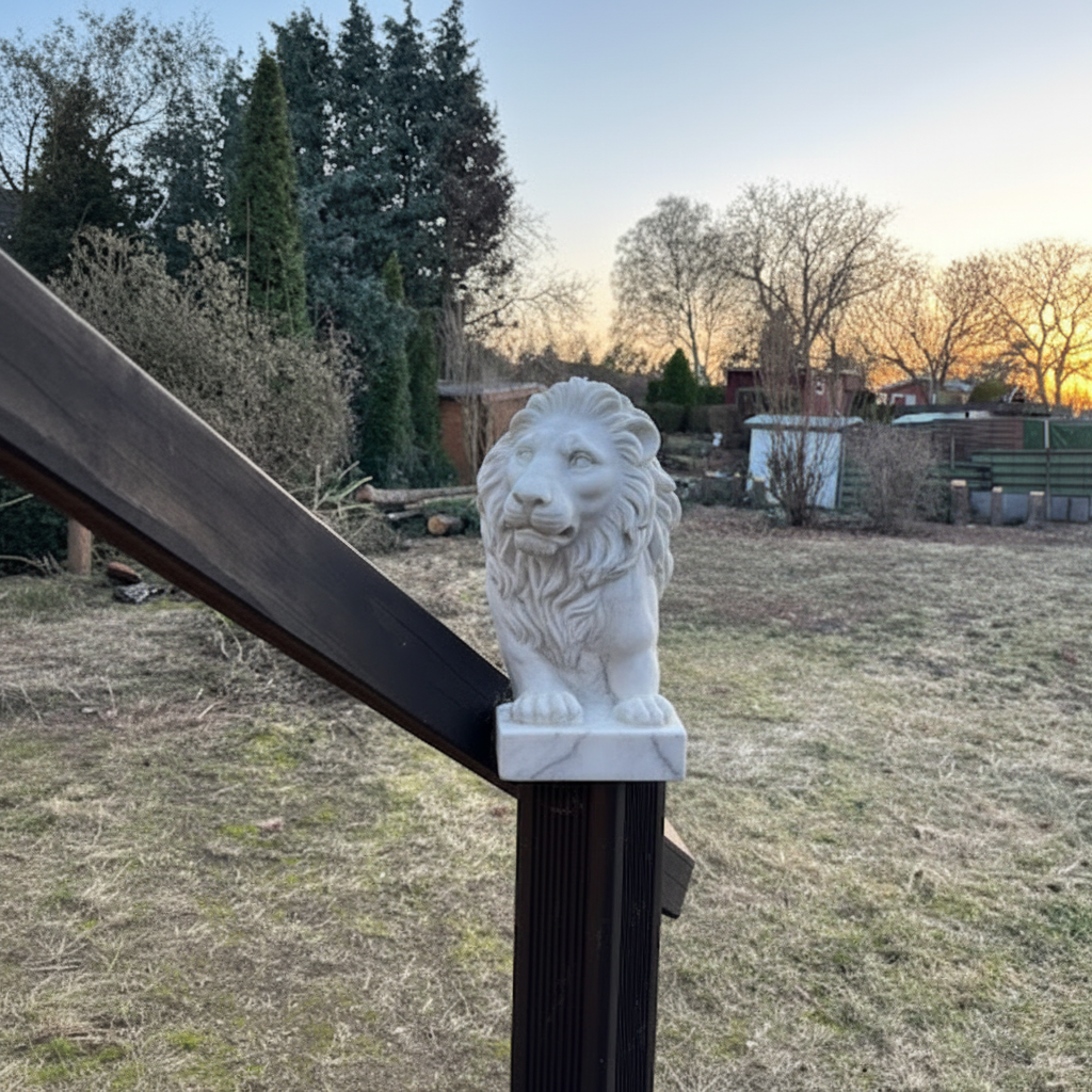 ManorGuard™ 🦁
